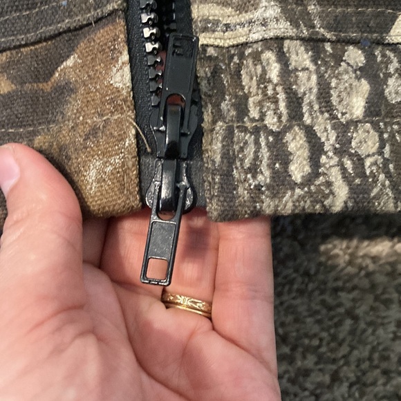 Real Tree Men’s Medium Hardwoods Camo Roper Range Gear Jacket - Picture 10 of 10